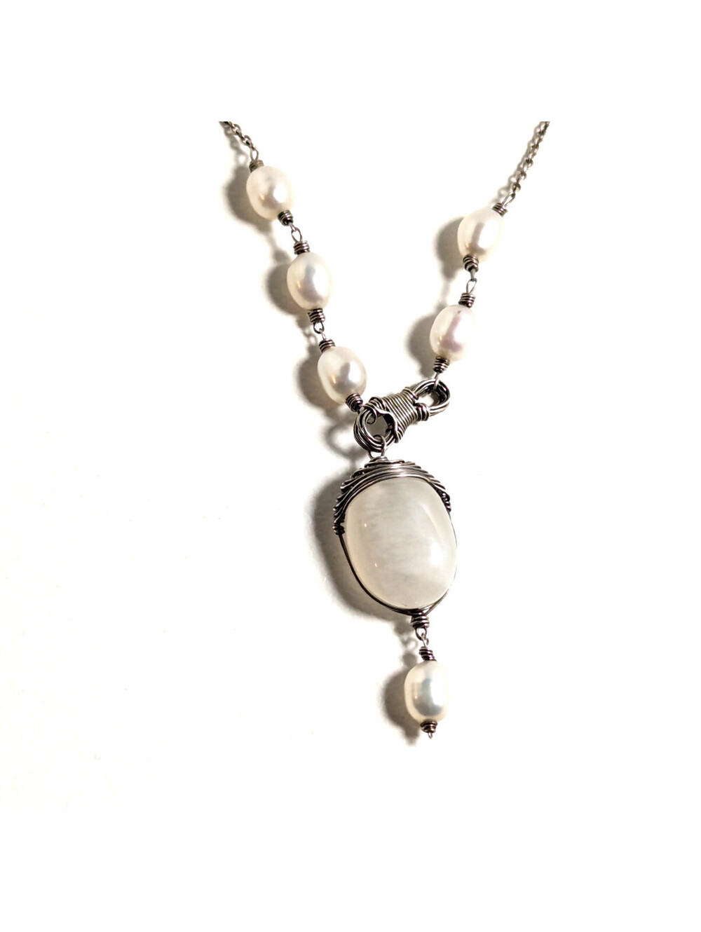 Sterling Silver 925 White Pearl Oval Stone Pendant Lobster Clasp Necklace 42cm